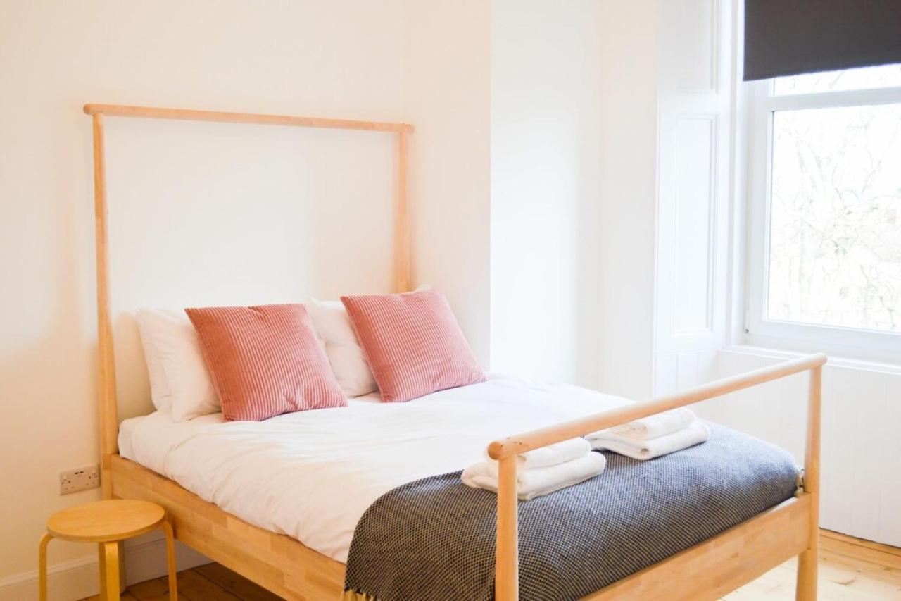 Modern 1 Bedroom Flat In The Heart Of Edinburgh Bagian luar foto